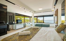 Apartments Bravo